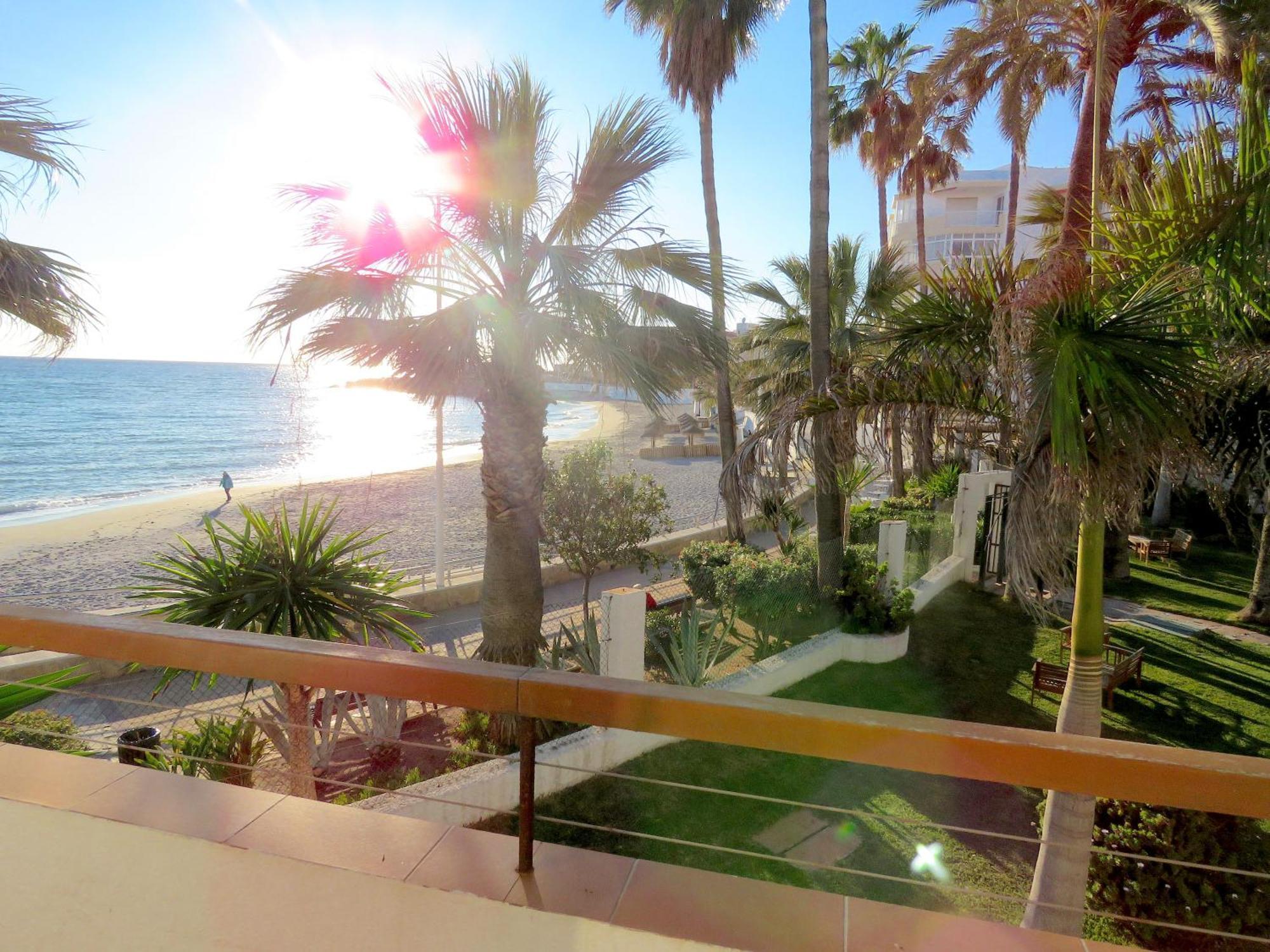 Apartamentos Playa Torrecilla เนร์คา ภายนอก รูปภาพ