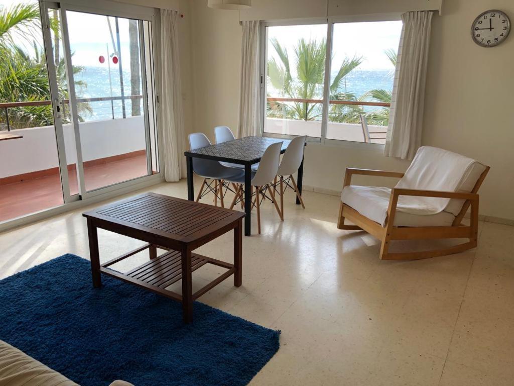 Apartamentos Playa Torrecilla เนร์คา ห้อง รูปภาพ
