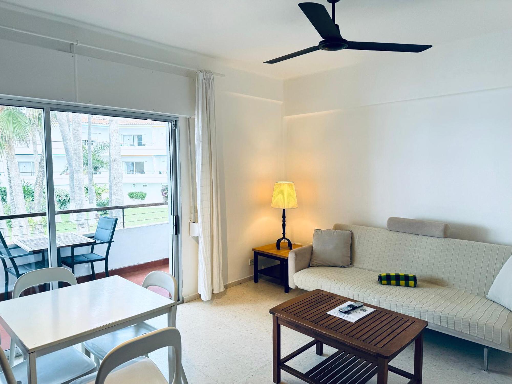 Apartamentos Playa Torrecilla เนร์คา ภายนอก รูปภาพ