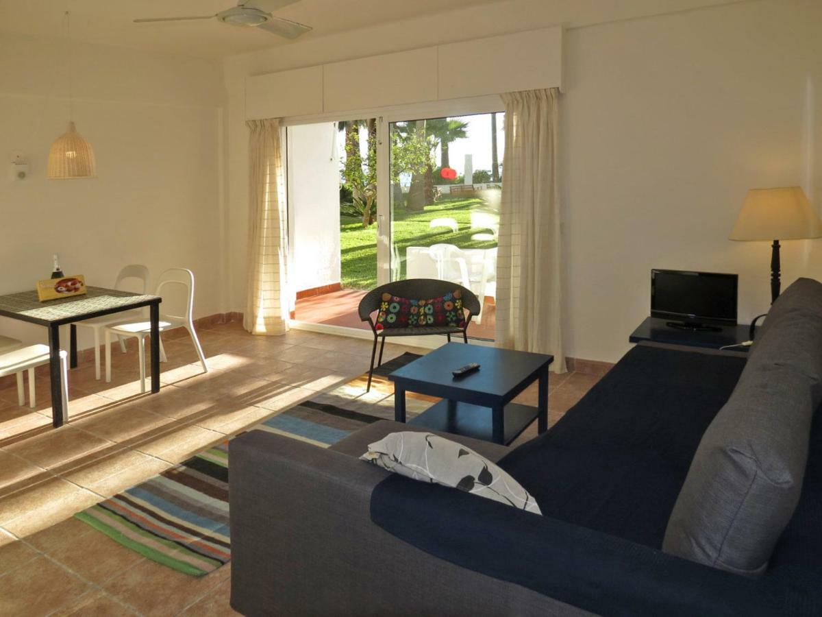 Apartamentos Playa Torrecilla เนร์คา ภายนอก รูปภาพ