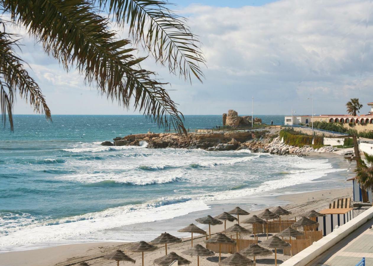 Apartamentos Playa Torrecilla เนร์คา ภายนอก รูปภาพ