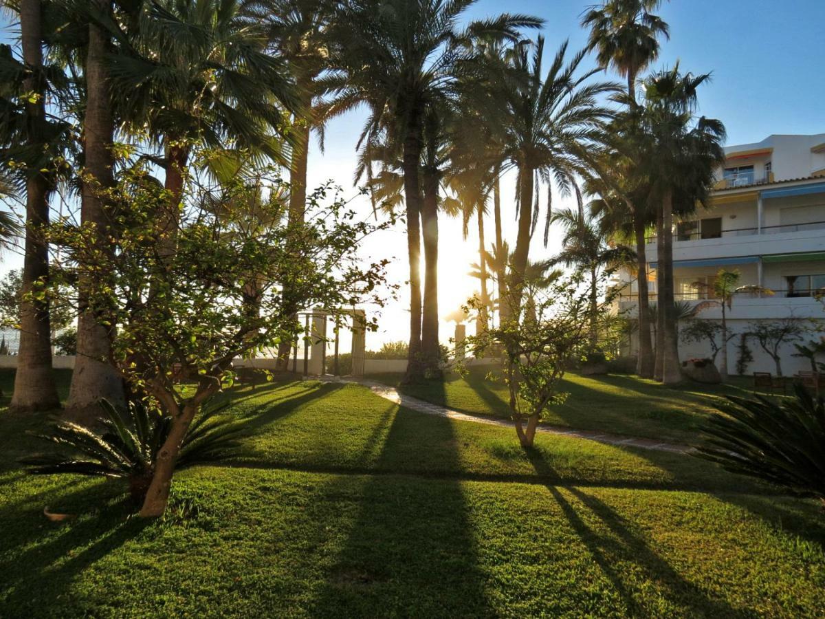 Apartamentos Playa Torrecilla เนร์คา ภายนอก รูปภาพ
