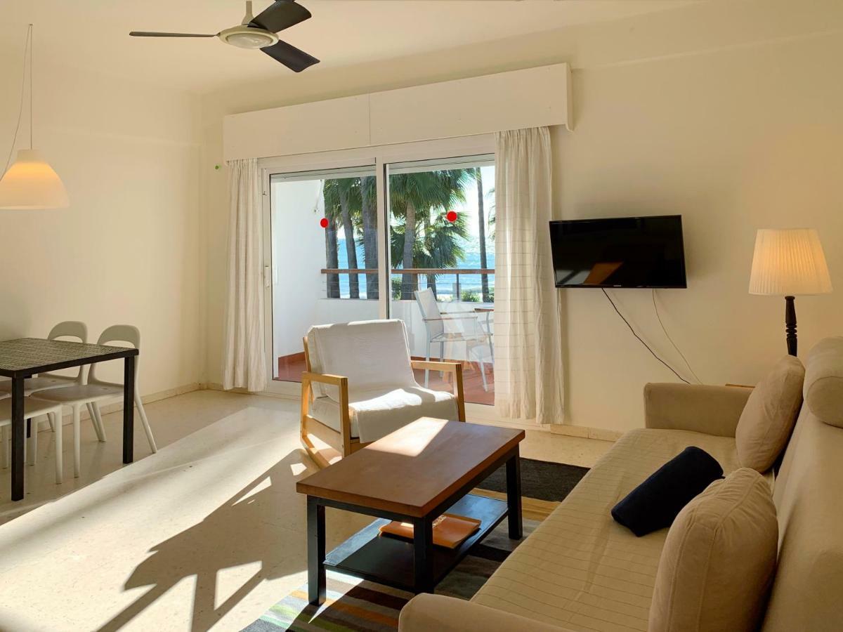 Apartamentos Playa Torrecilla เนร์คา ภายนอก รูปภาพ