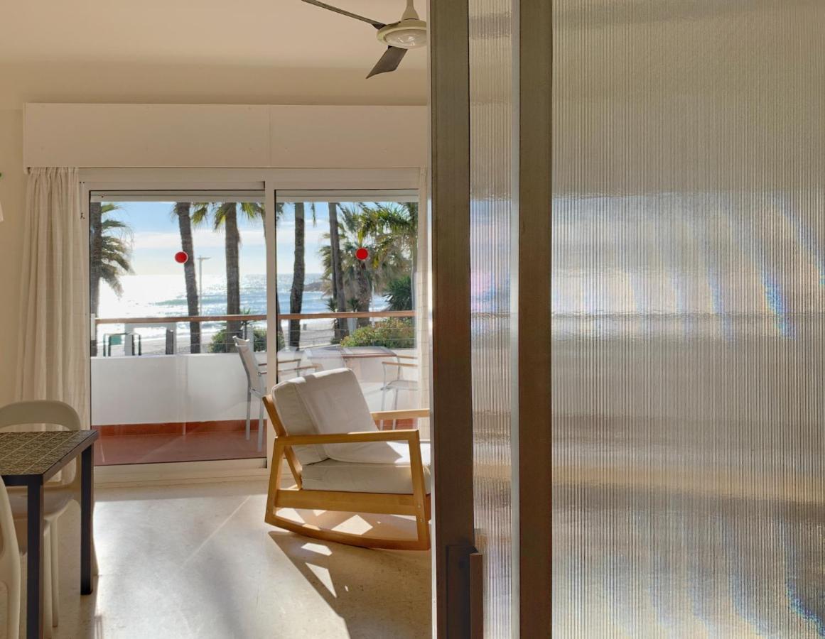 Apartamentos Playa Torrecilla เนร์คา ภายนอก รูปภาพ